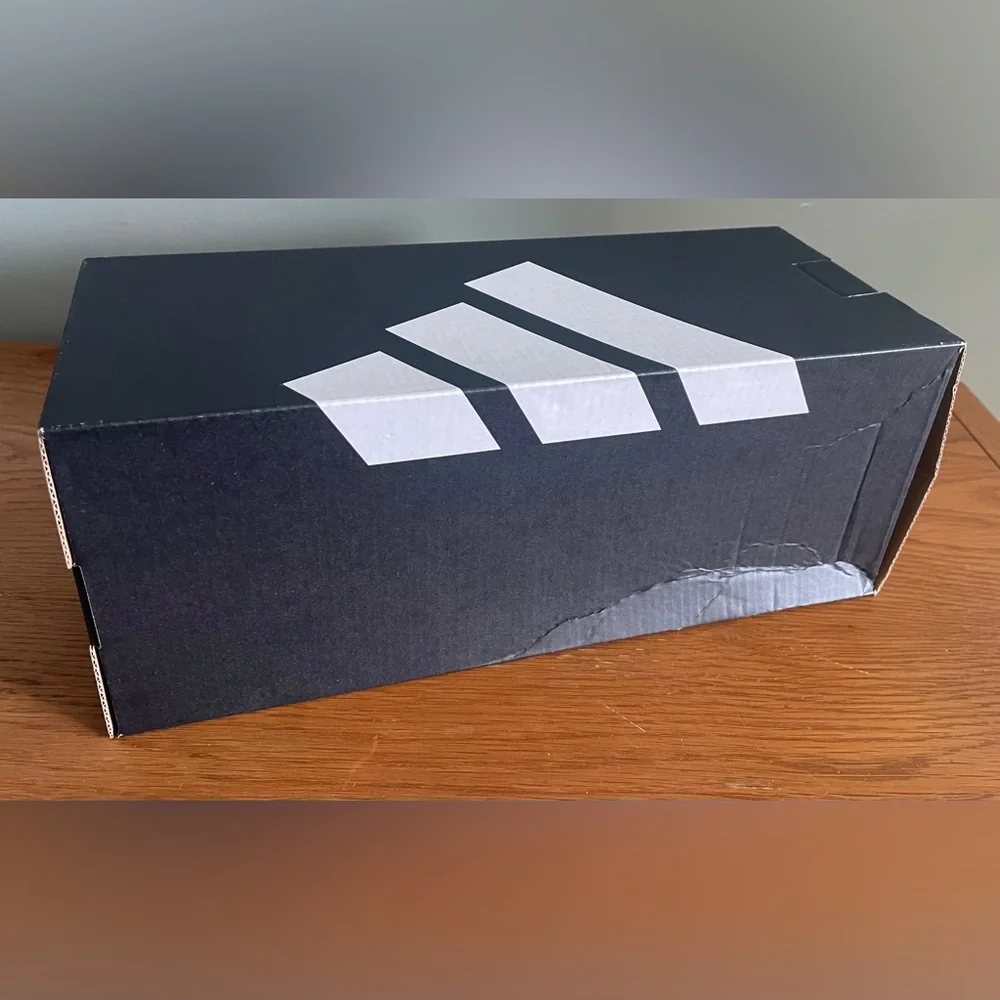 adidas Adilette Men’s Striped Slides Size 12 Three Stripes Casual Resortwear NEW